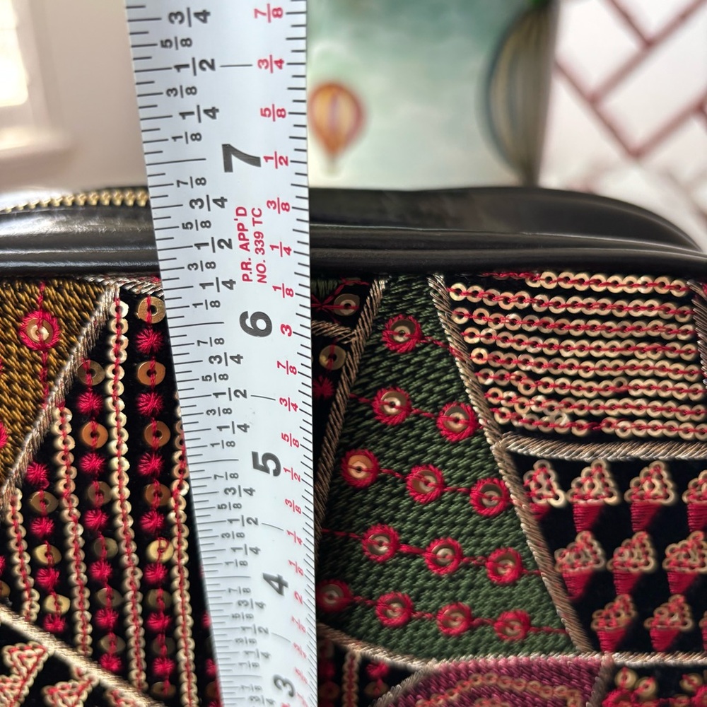 NWT Patricia Nash Embroidered Patchwork Crossbody Bag - Picture 12 of 16
